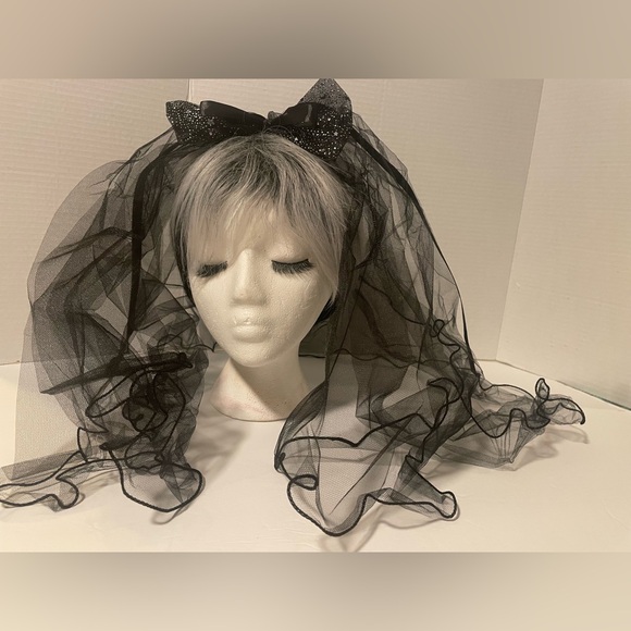 Accessories - Cosplay Black Headwear Double Layer Veil Cosplay Black Veil Bride 18” New